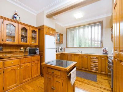 32 Minnegang Street, Warrawong