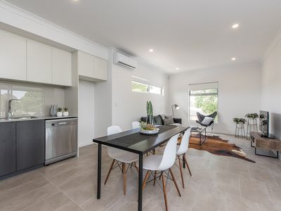 2/59 Balcombe Way, Westminster
