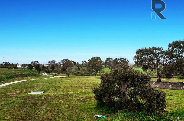 16 / 1-5 Beddison Road, Craigieburn