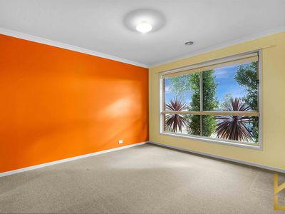1194 Ison Road, Manor Lakes
