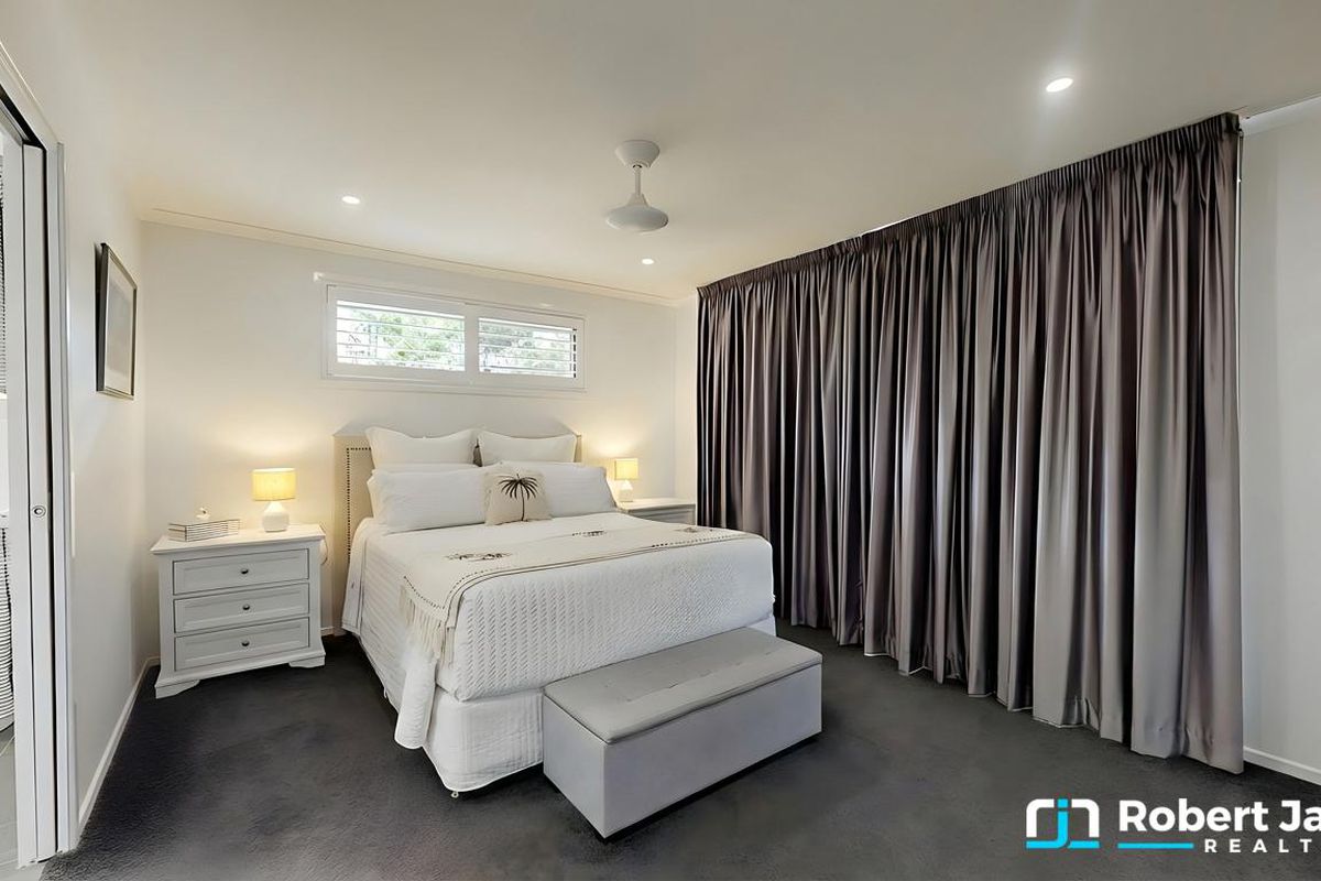 10 Spinnaker Drive, Mount Coolum