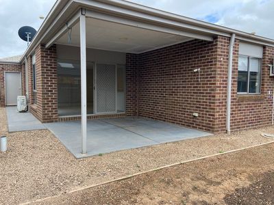 81 Bluebell Drive, Craigieburn