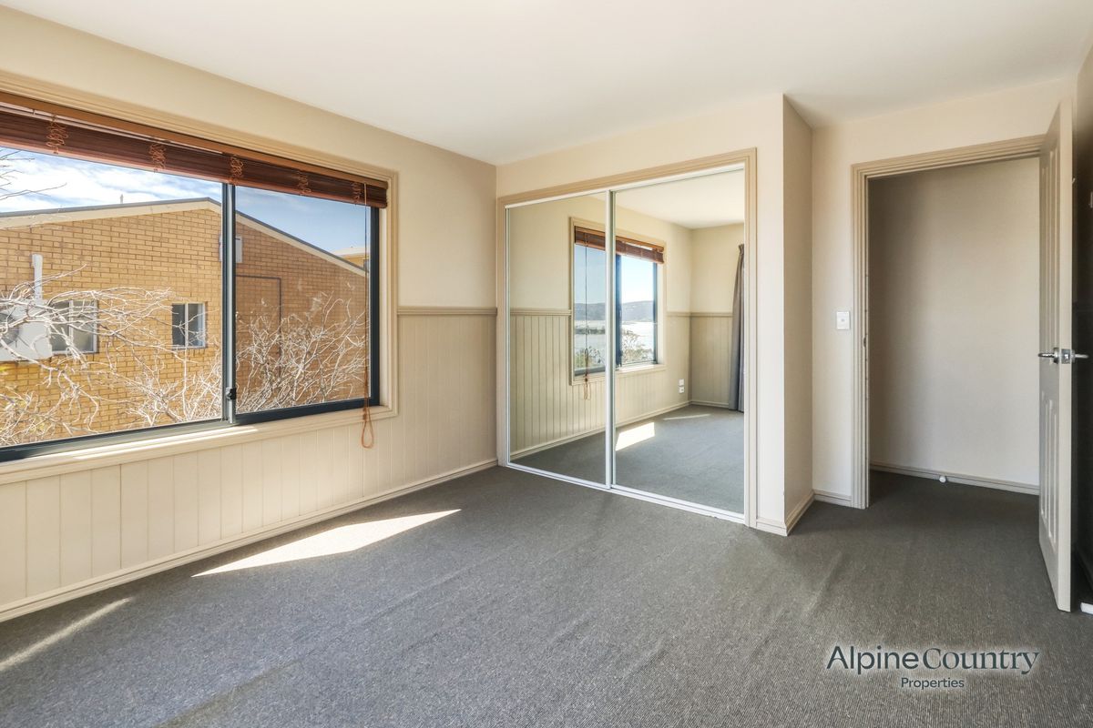 2 / 18 Nettin Circuit, Jindabyne