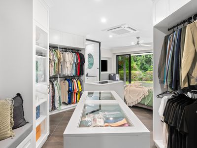 42-44 Osprey Close, Bayview Heights