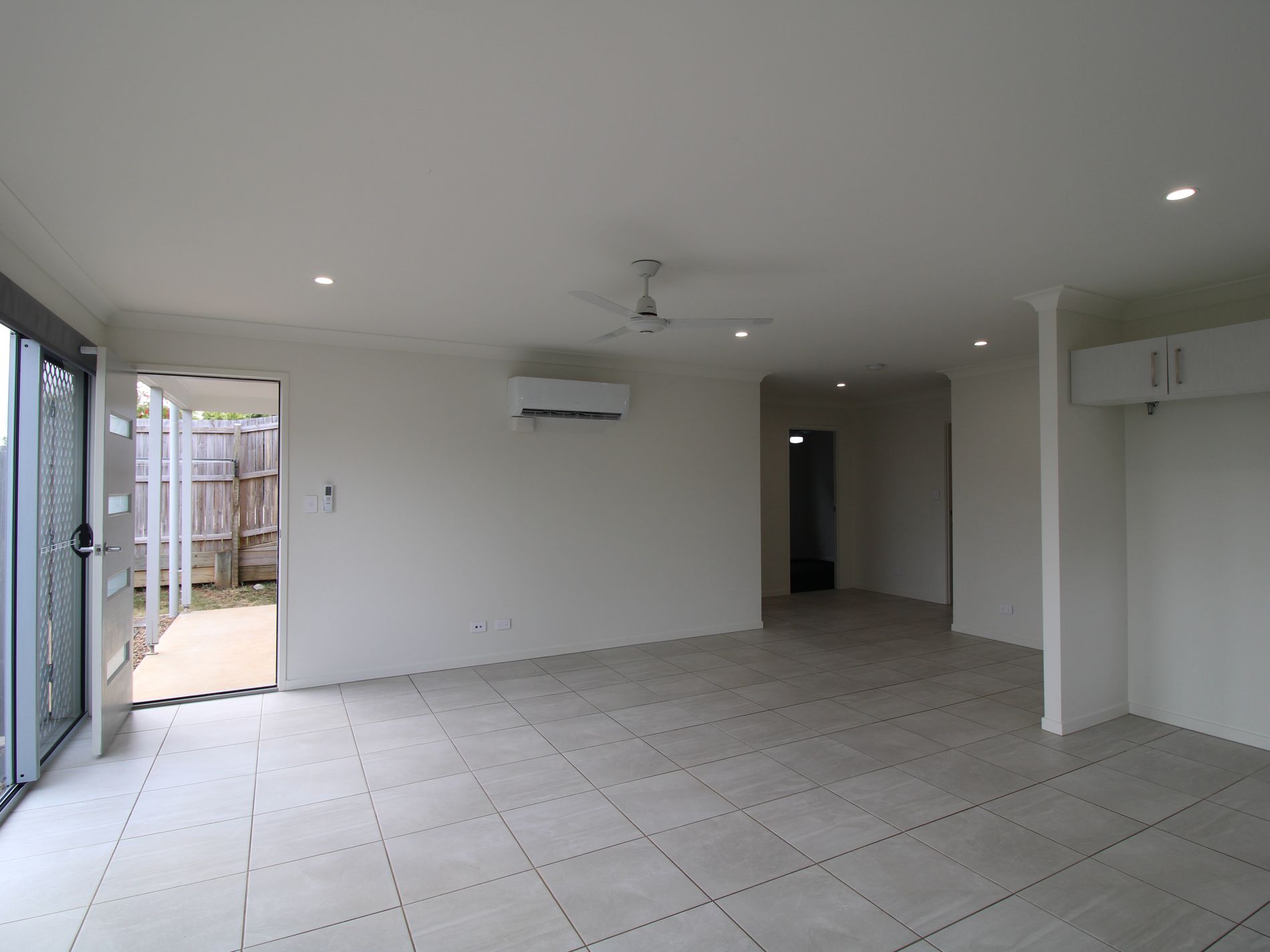 1 / 2 Herald Close, Kallangur