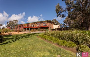 1 Brennan Avenue, Beaconsfield Upper
