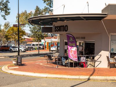 6 / 374 Stirling Street, Highgate