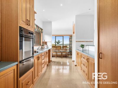 2 TREVALLY DRIVE, Ocean Grove