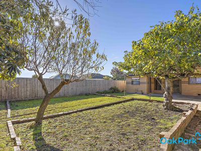 27 Cosmos Street, Glenroy