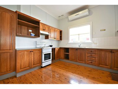 21 Macleay Street, Dubbo