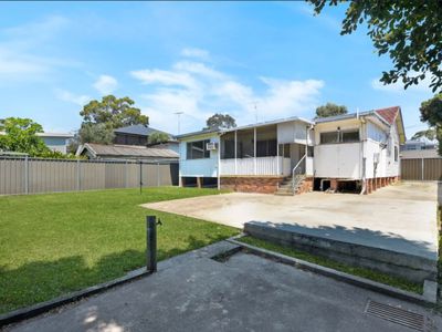 27 Peachtree Avenue, Constitution Hill