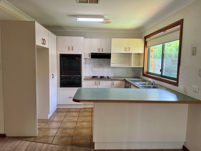 13B Murrayfield Drive, Dubbo