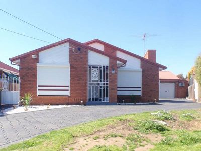 12 Balmoral Close, Kings Park