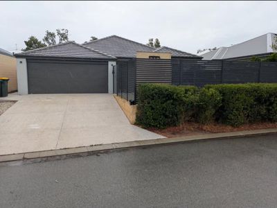 4 Fairmile Street, Bushmead