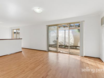 4 / 6 Mary Street, Como