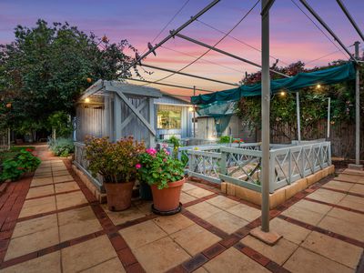 83 Varden Street, Piccadilly