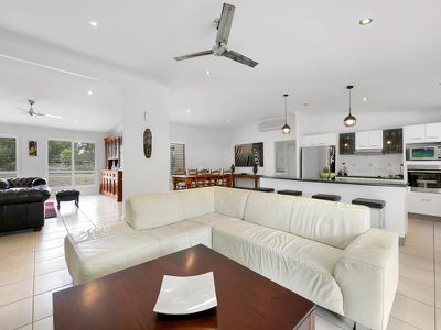 9 Dirum Court, Tewantin