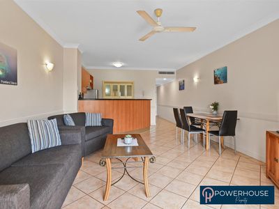 18 / 233-237 Esplanade, Cairns North