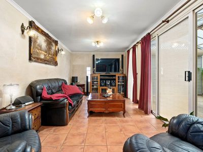 56 Silkes Road, Paradise