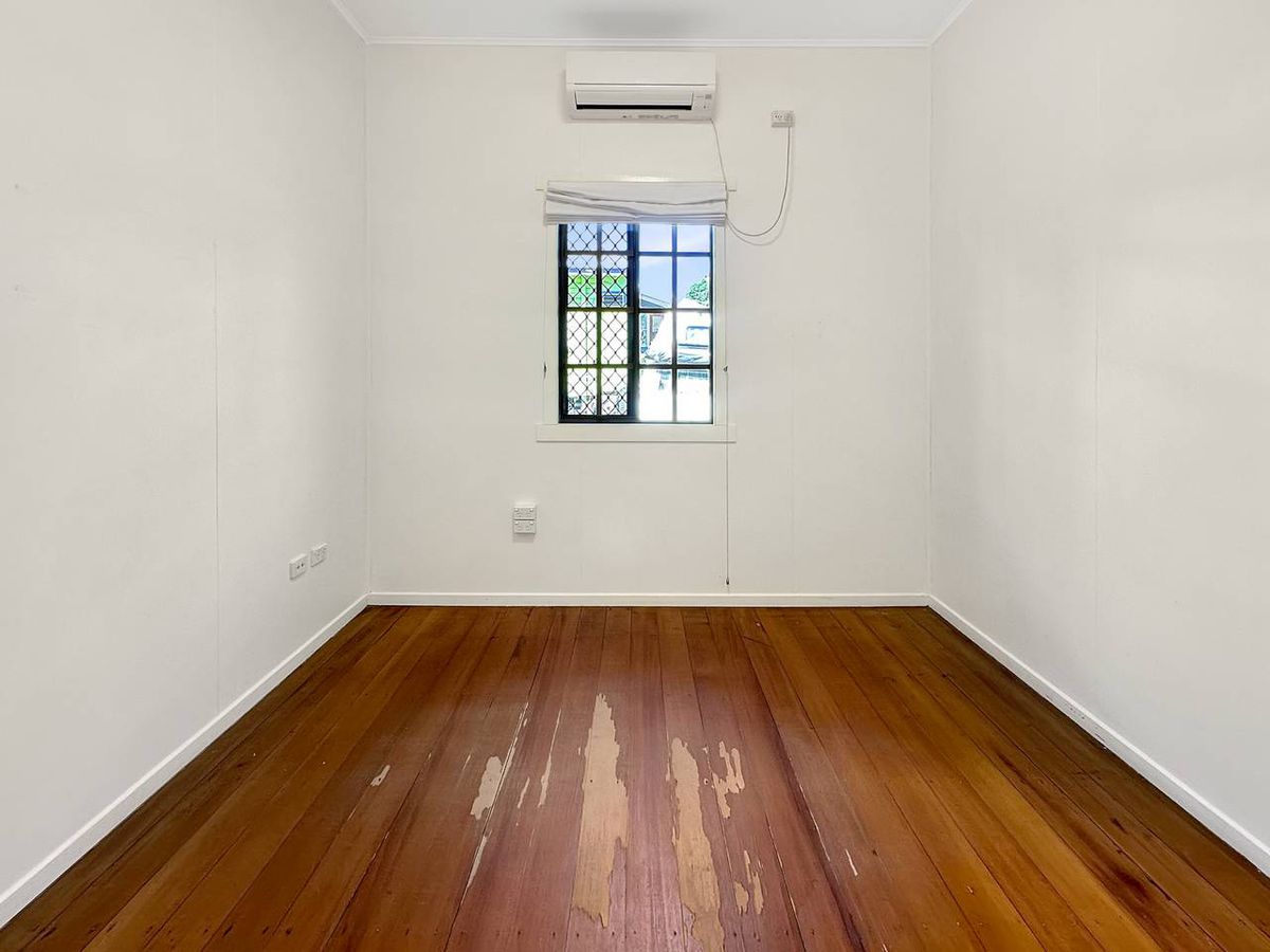 27 BEATRICE STREET, Atherton