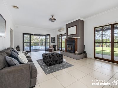 2898 Oxley Highway, Huntingdon