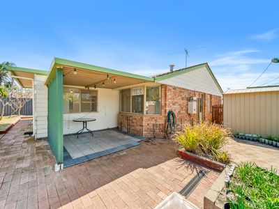 12 Placid Court, South Lake