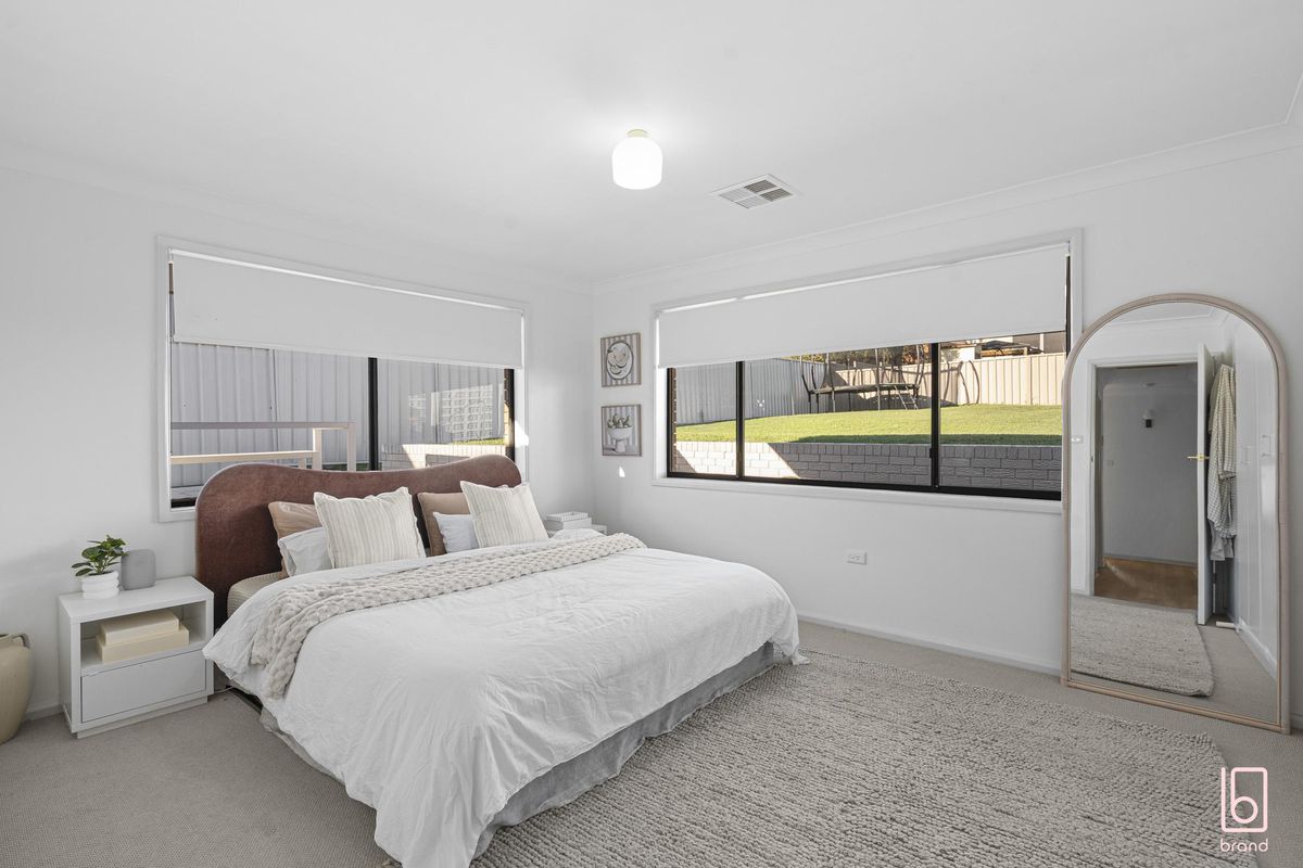 21 Phyllis Avenue, Kanwal