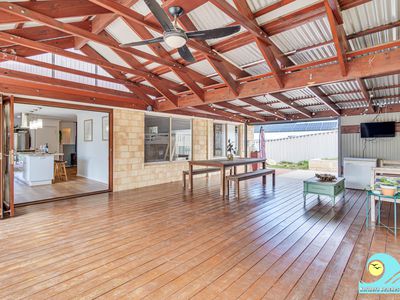 24 Galatea Grove, Two Rocks