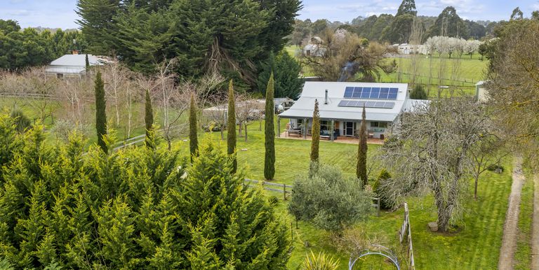 15 Main Street , Strathbogie