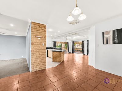 22 Lakesend Road, Thornlie