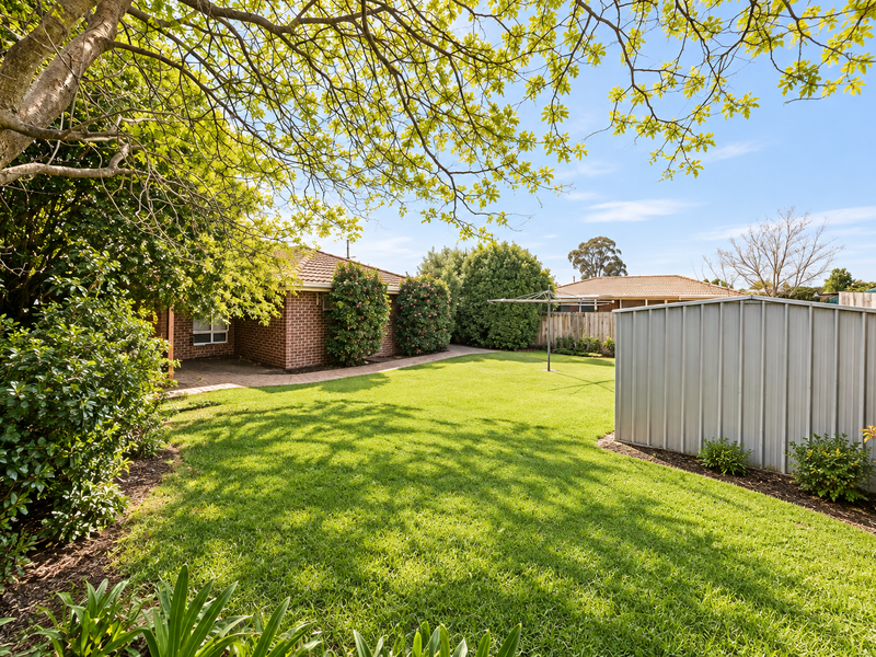 252 McGrath Rd, Wyndham Vale