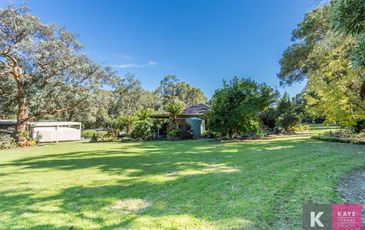 1 Lenne Road, Beaconsfield Upper