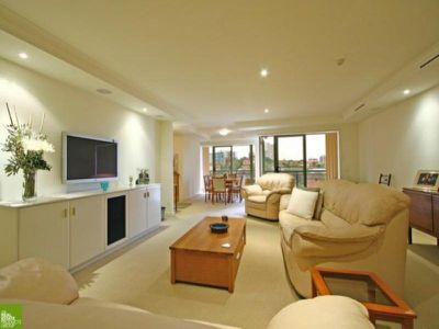 18 / 41 Smith Street, Wollongong