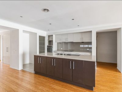 7 Carnavon Street, Cranbourne East