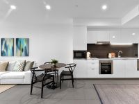 406 / 10 Trinity Street, Fortitude Valley