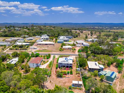 38 KARRASCHS ROAD, Dundowran