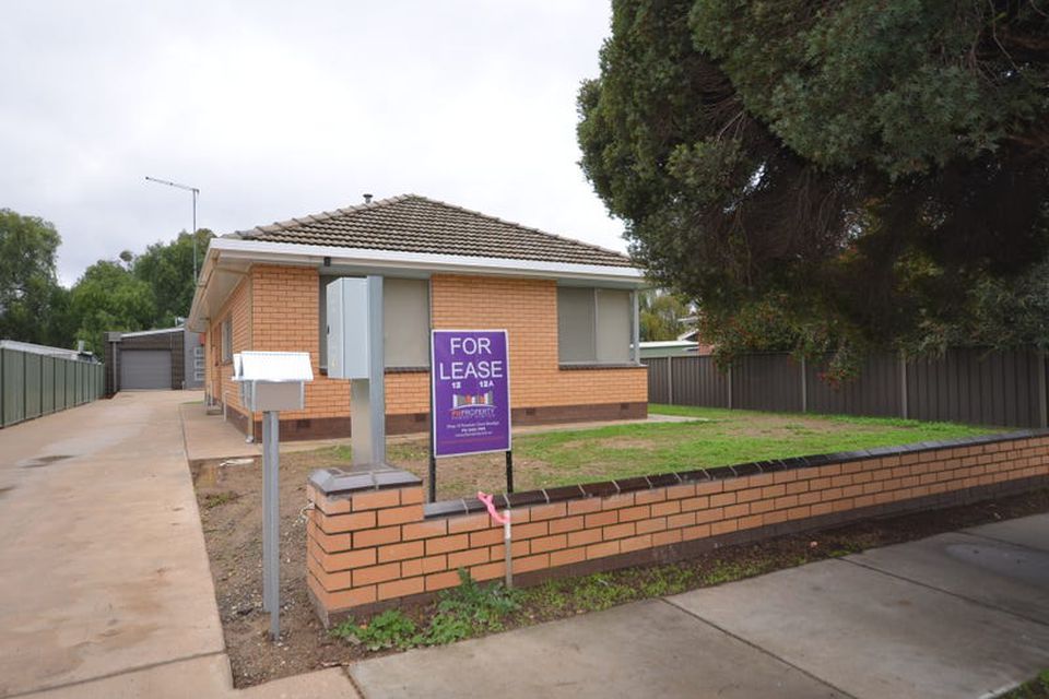 12 Carpenter Street, Kangaroo Flat