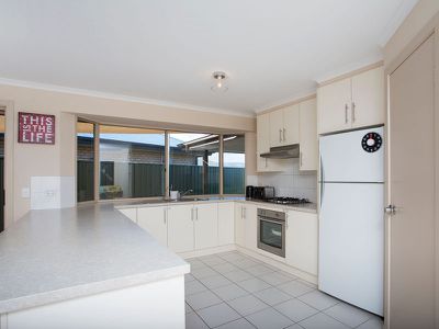 8 Chartreuse Court, Aldinga Beach