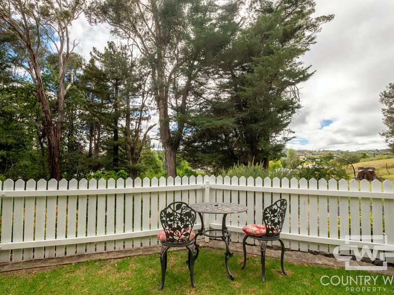 169 Macquarie, Glen Innes