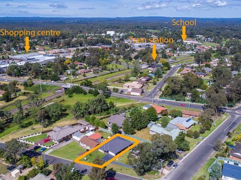 2C Chapman St, Tahmoor