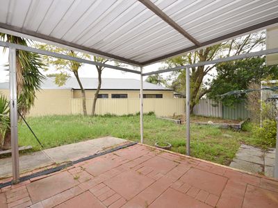 16 Banyard Avenue, Kelmscott