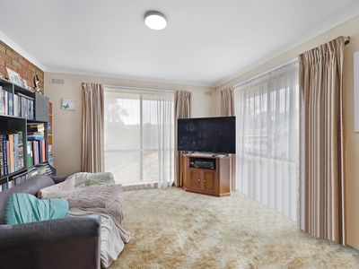 1 & 2 / 9 Kingfisher Grove, Warrnambool