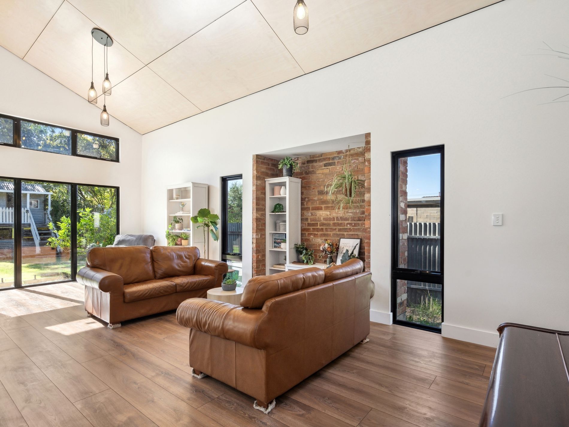 ROOM 5 / 6 Packer Avenue, North Plympton