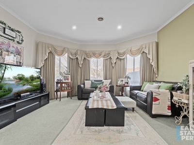 5 Geoffrey Court, Narre Warren