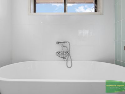 20 Polona Street, Blayney