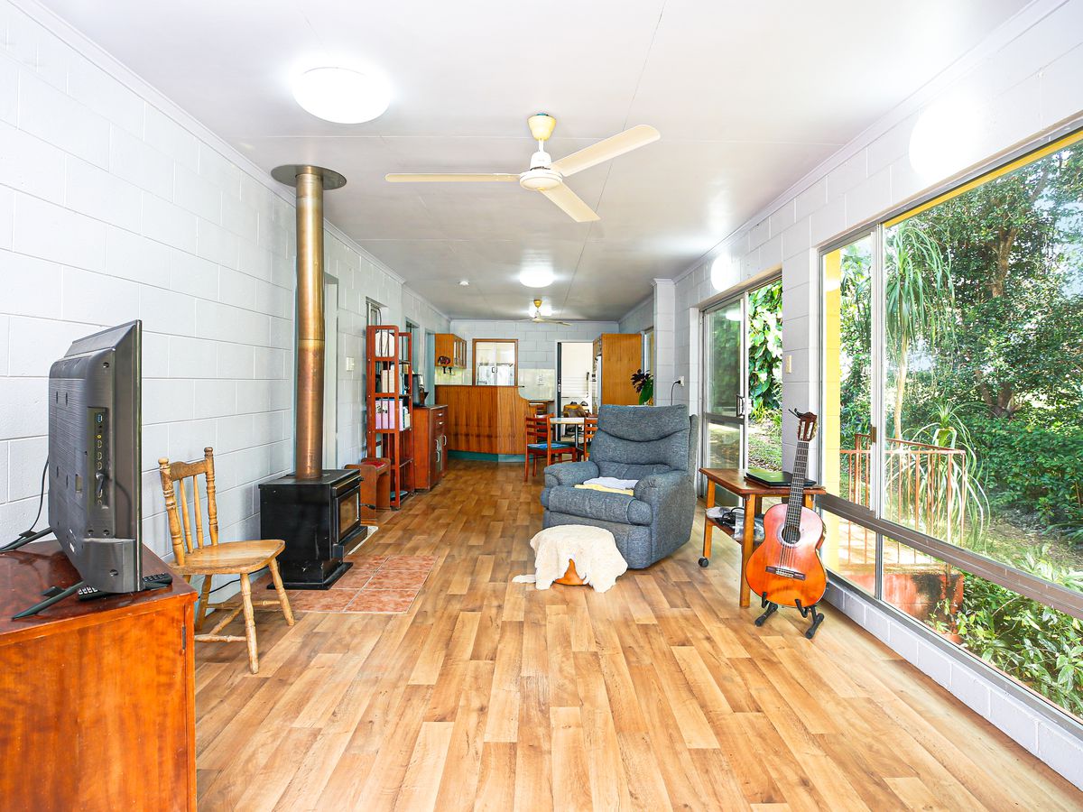 15 Park Avenue, Yungaburra