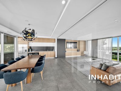 2004 / 105 Stirling Street, Perth