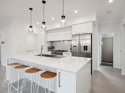 56 Hickman Drive, Piara Waters