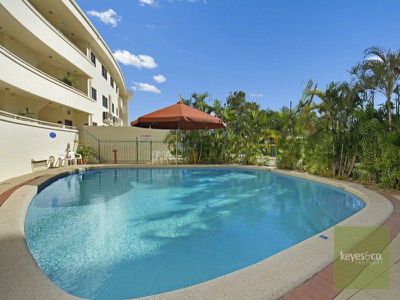 21 / 1 The Strand, Townsville City