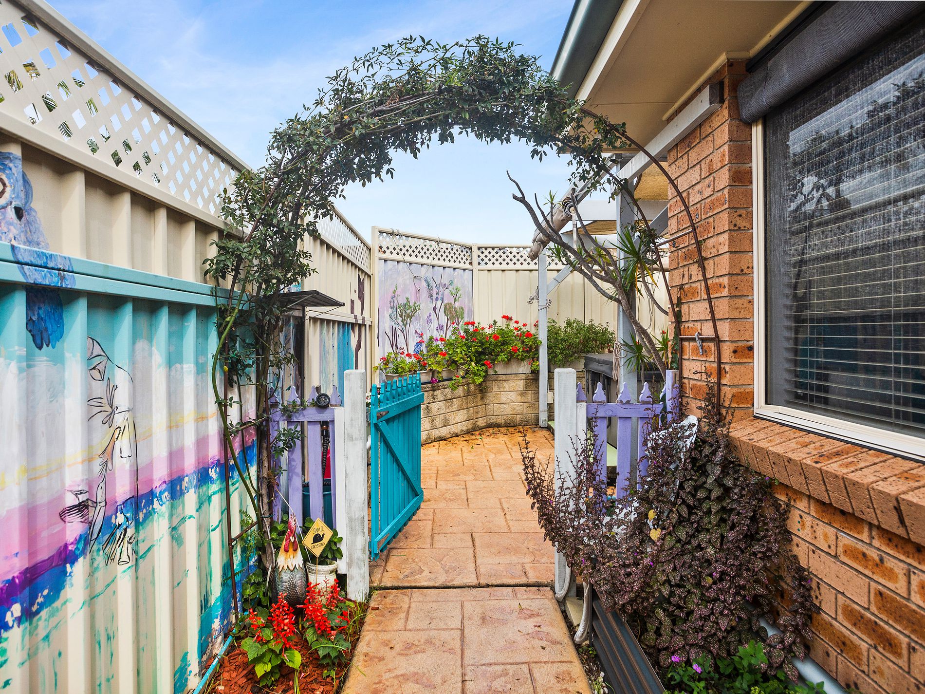 8 Weston Street, Albion Park